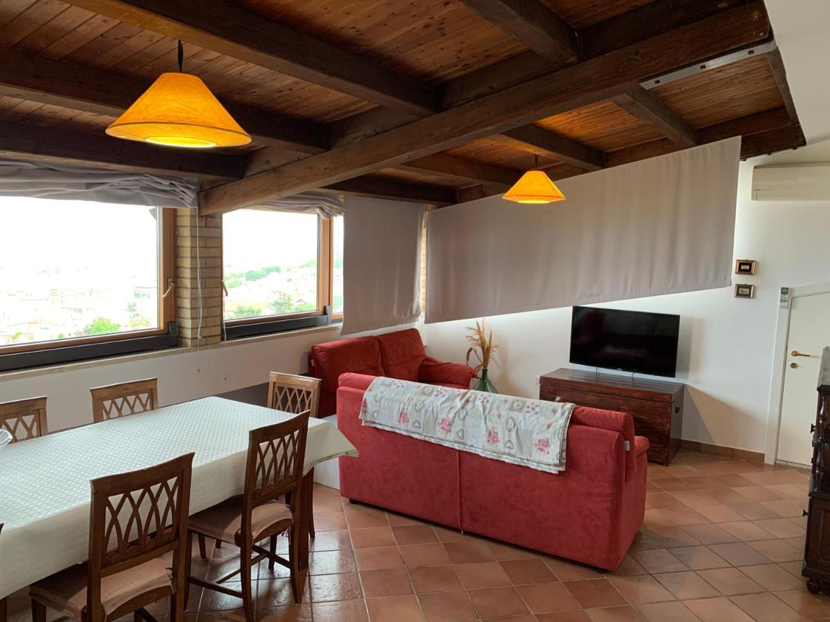 Casa Di Mary Apartment Grottammare Luaran gambar